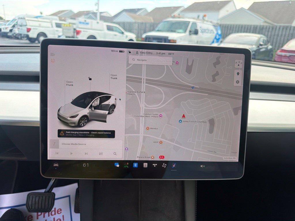 Used 2021 Tesla Model Y Long Range AWD/4WD image 27