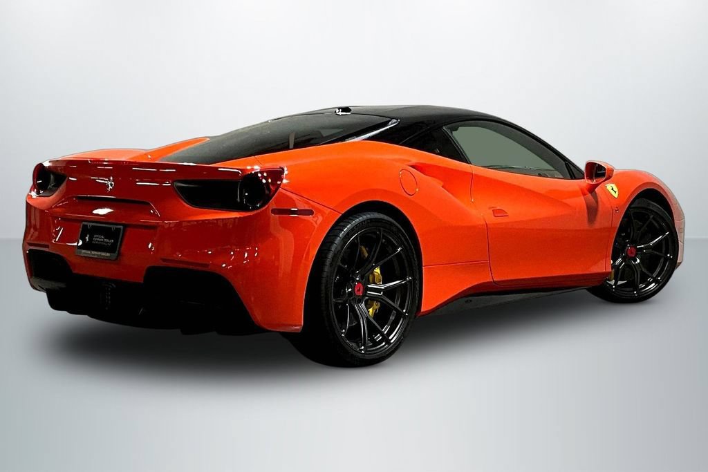 Used 2018 Ferrari 488 GTB RWD image 7
