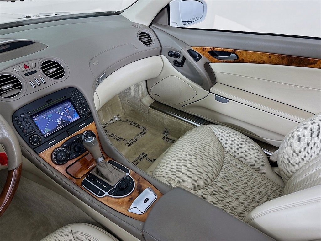 Used 2009 Mercedes-Benz SL 550 image 21