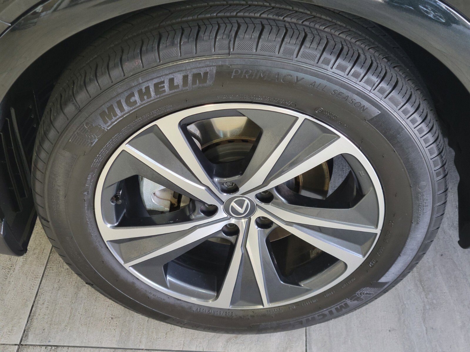 Certified 2025 Lexus RX 350 FWD image 9