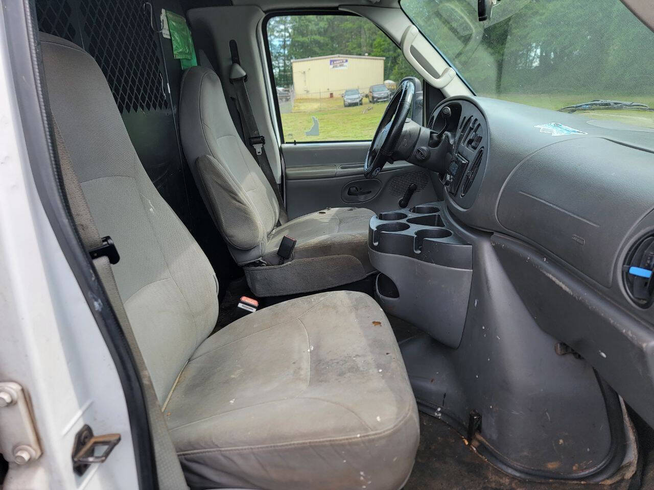 Used 2007 Ford E-150 and Econoline 150 RWD image 15