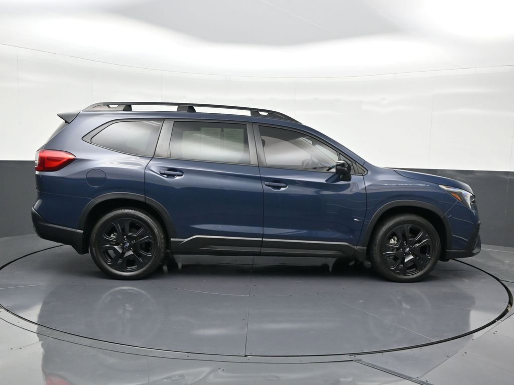 Used 2023 Subaru Ascent Onyx Edition image 7