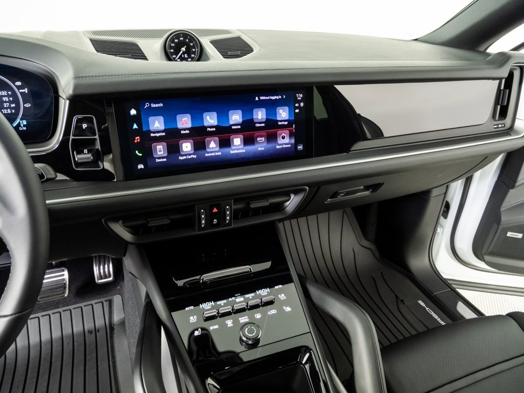 New 2026 Porsche Cayenne S image 13