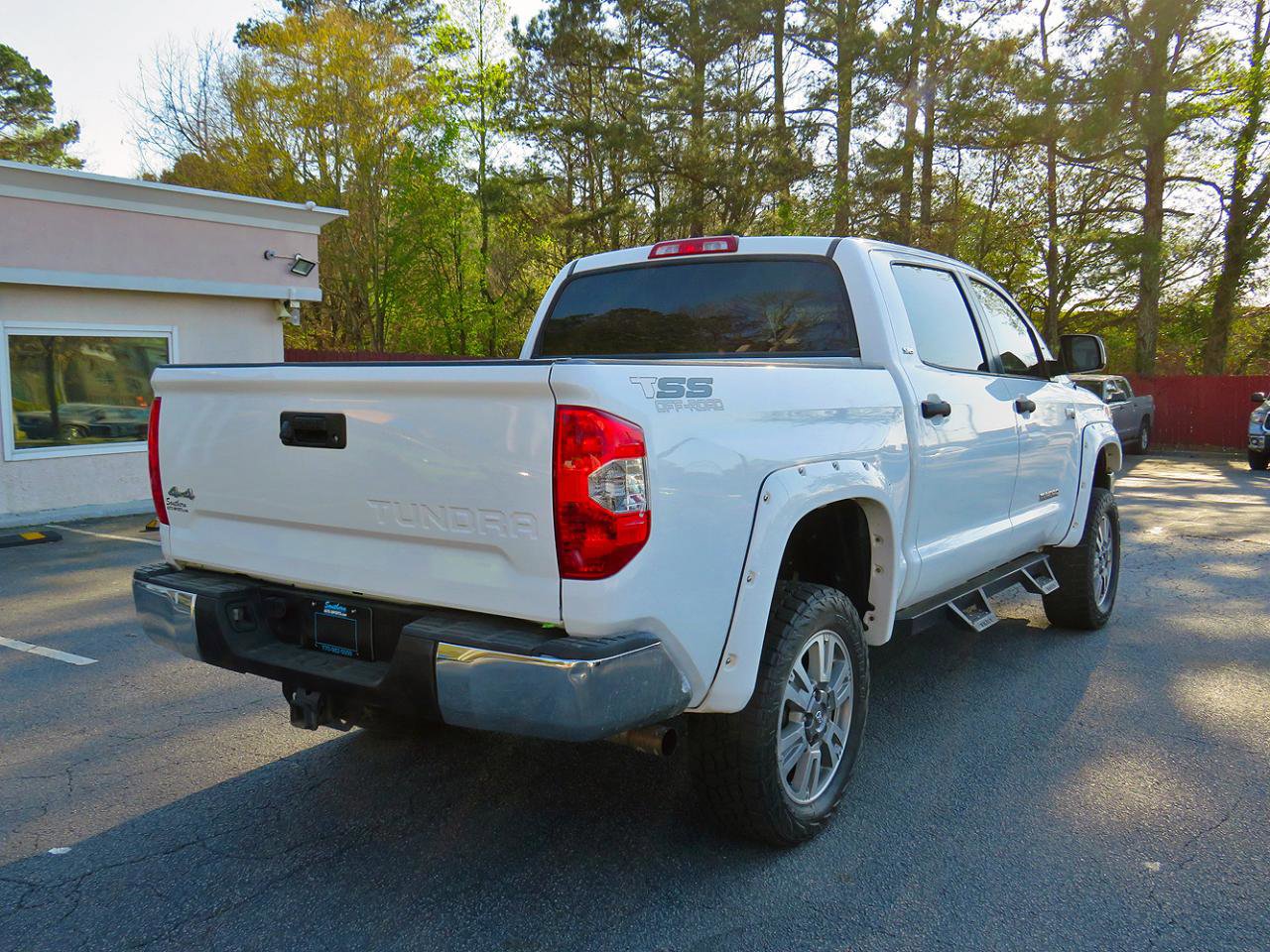 Used 2014 Toyota Tundra SR5 w/ SR5 Upgrade Package image 7