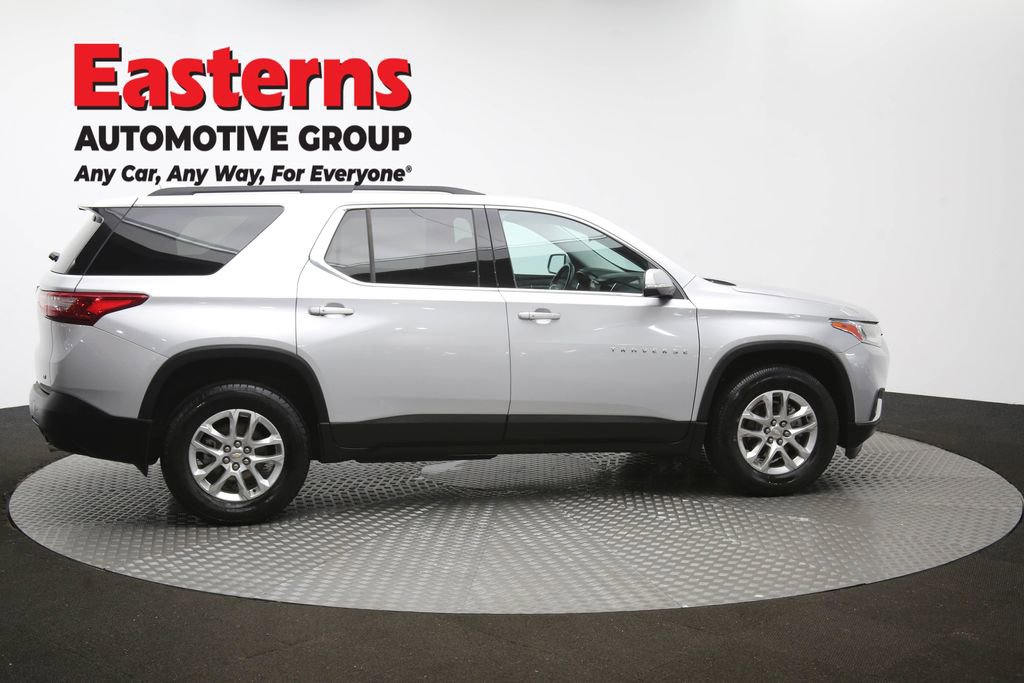 Used 2021 Chevrolet Traverse LT image 43