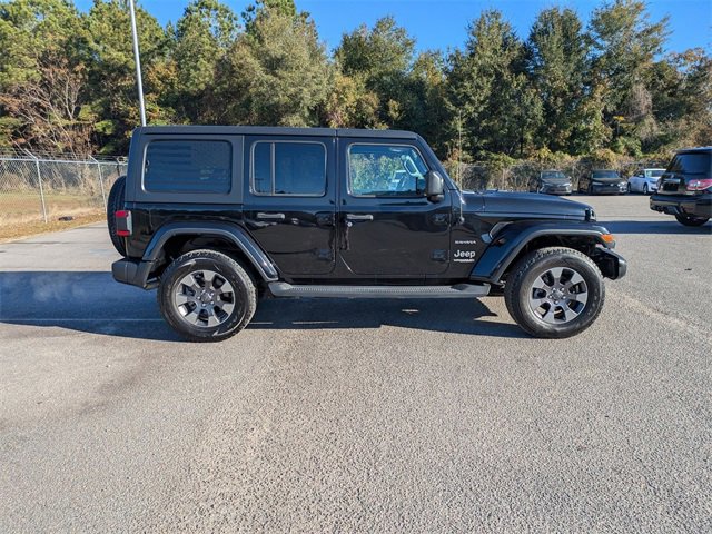 Used 2018 Jeep Wrangler Unlimited Sahara w/ Cold Weather Group image 2