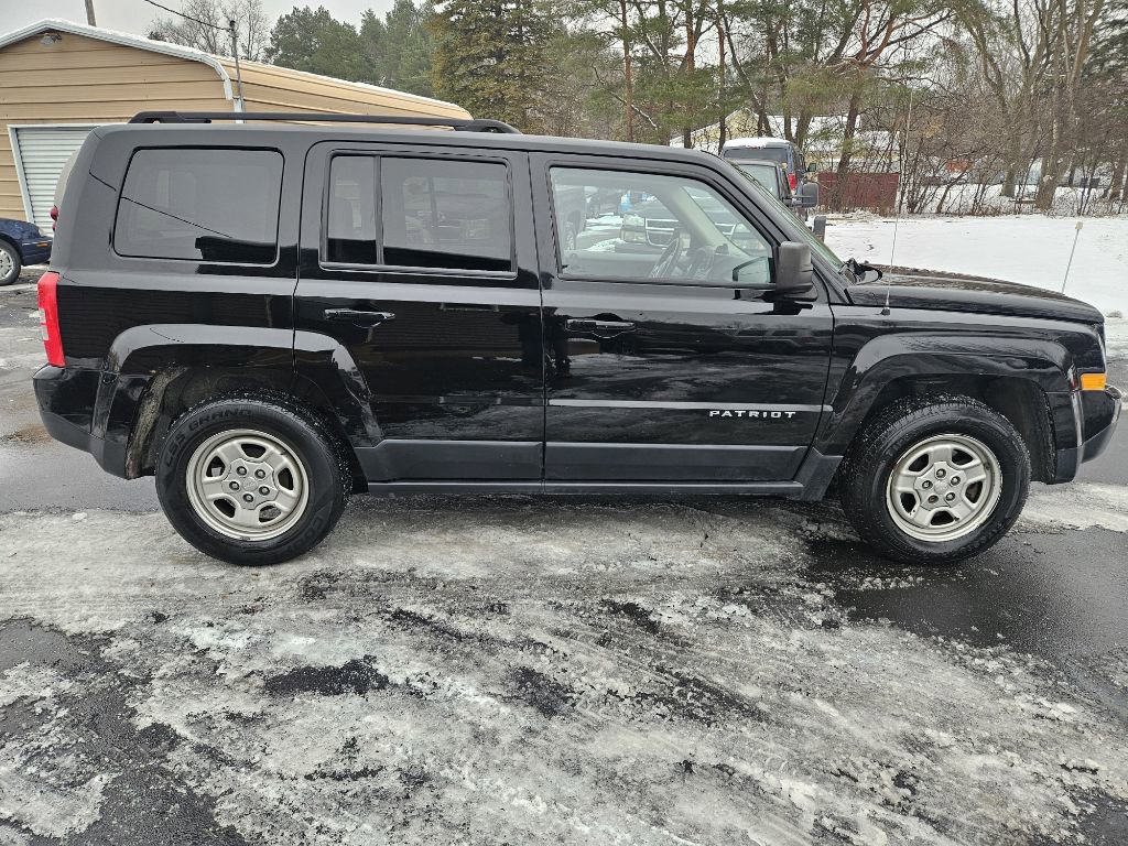 Used 2016 Jeep Patriot Sport w/ Power Value Group image 6