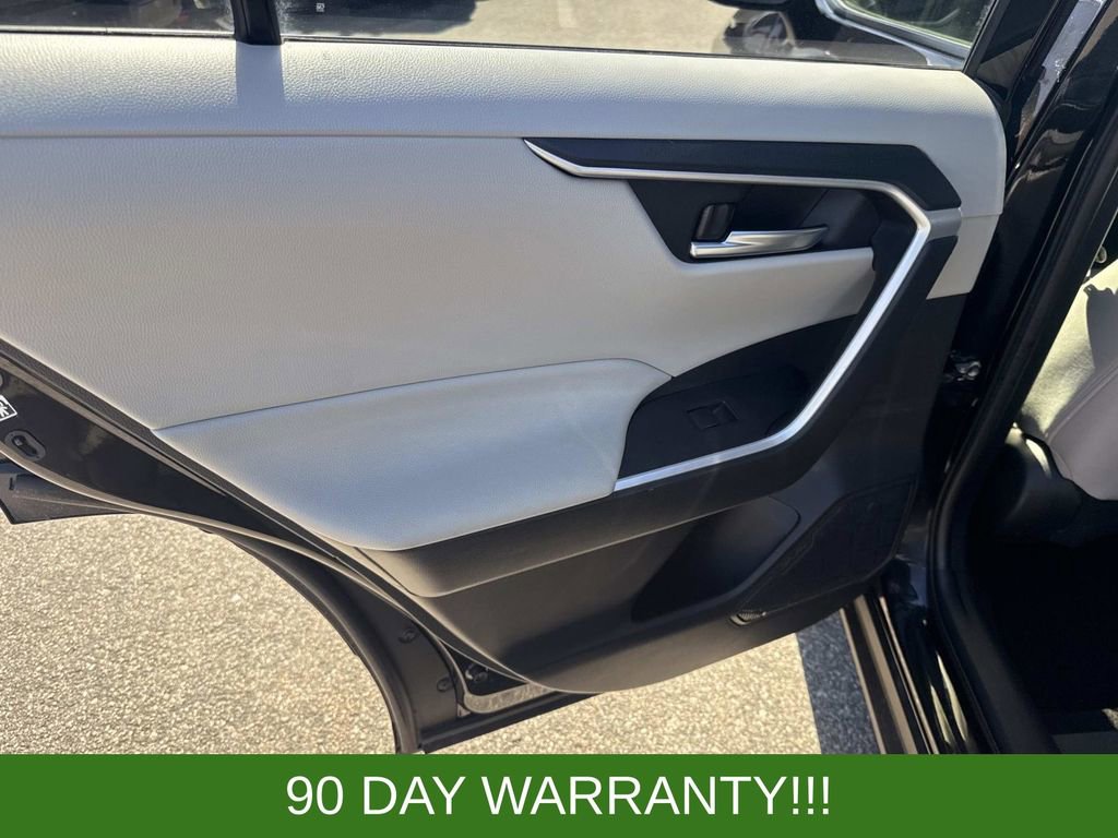 Used 2019 Toyota RAV4 XLE w/ Convenience Package AWD/4WD image 17