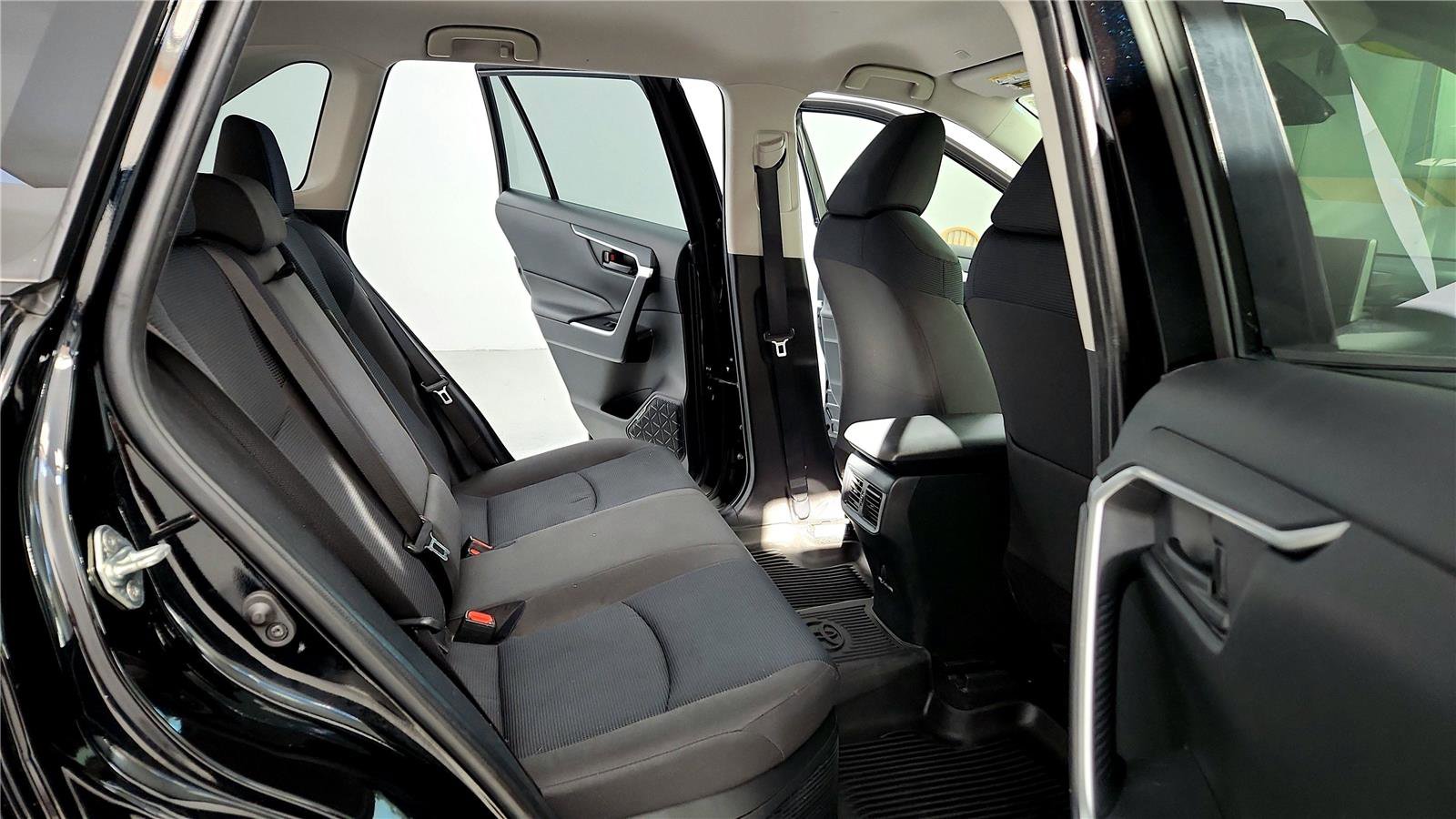 Certified 2023 Toyota RAV4 LE image 17