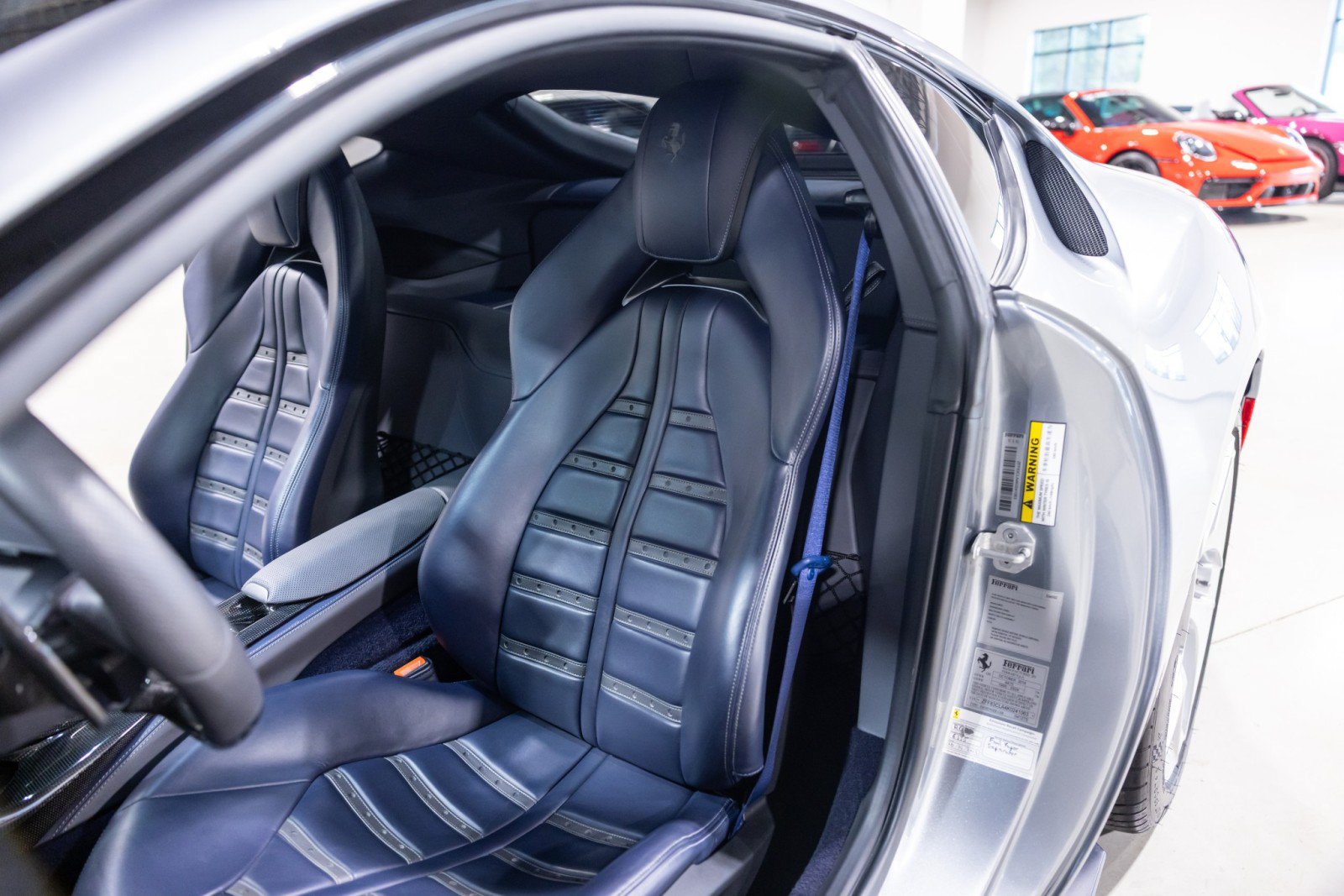 Used 2019 Ferrari 812 Superfast RWD image 34