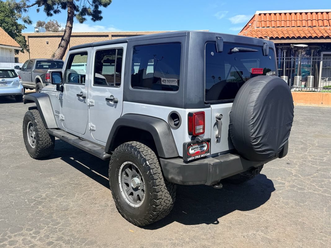 Used 2011 Jeep Wrangler Unlimited Sport AWD/4WD image 4