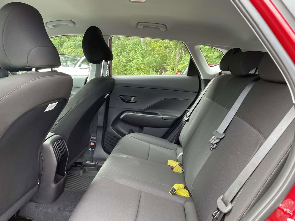 New 2026 Hyundai Kona SE image 10