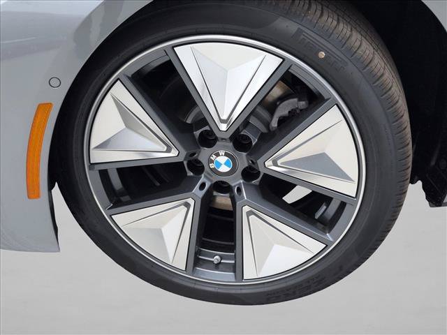 New 2026 BMW i4 eDrive40 RWD image 9