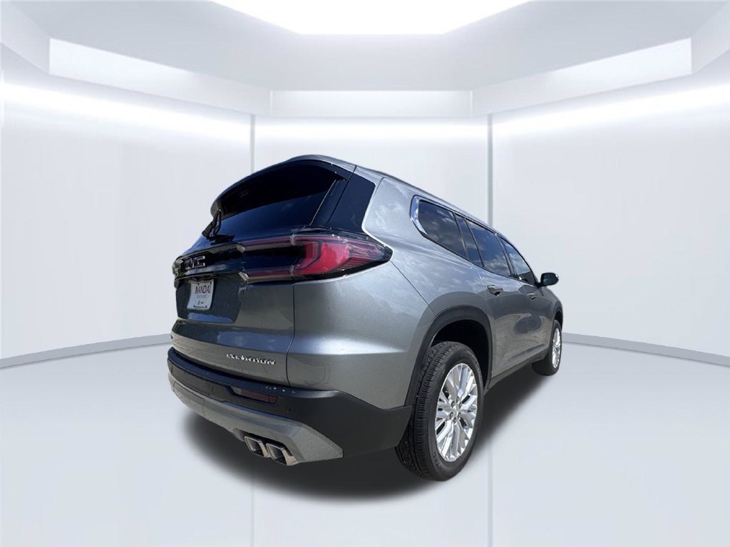Used 2026 GMC Acadia Elevation w/ Elevation Premium Package FWD image 4