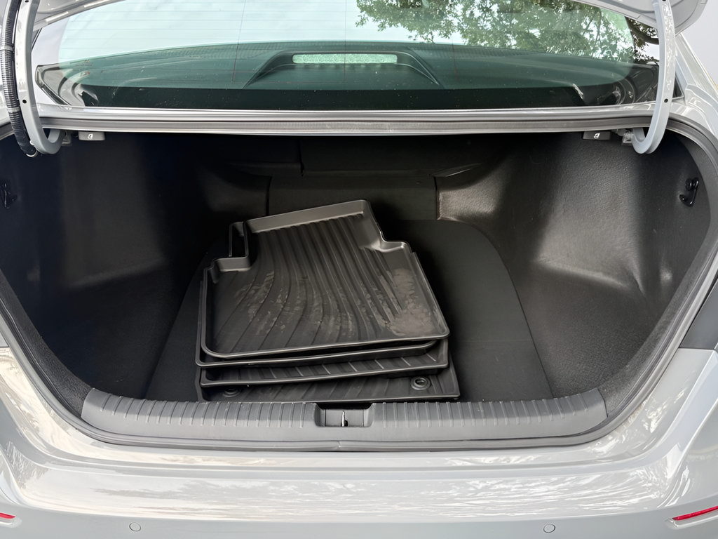 Used 2024 Honda Accord Touring image 34