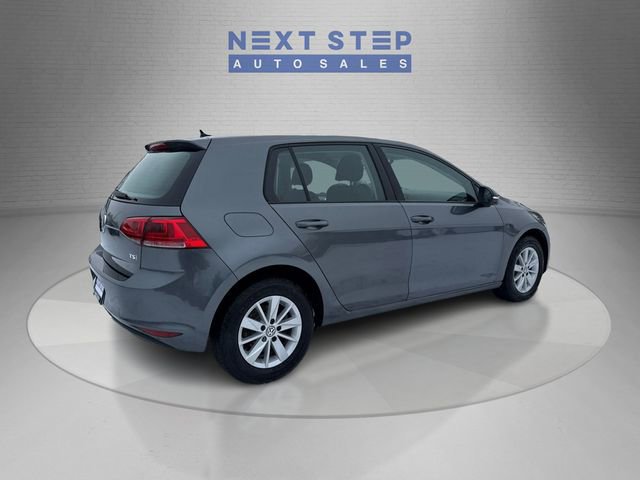 Used 2017 Volkswagen Golf S FWD image 8