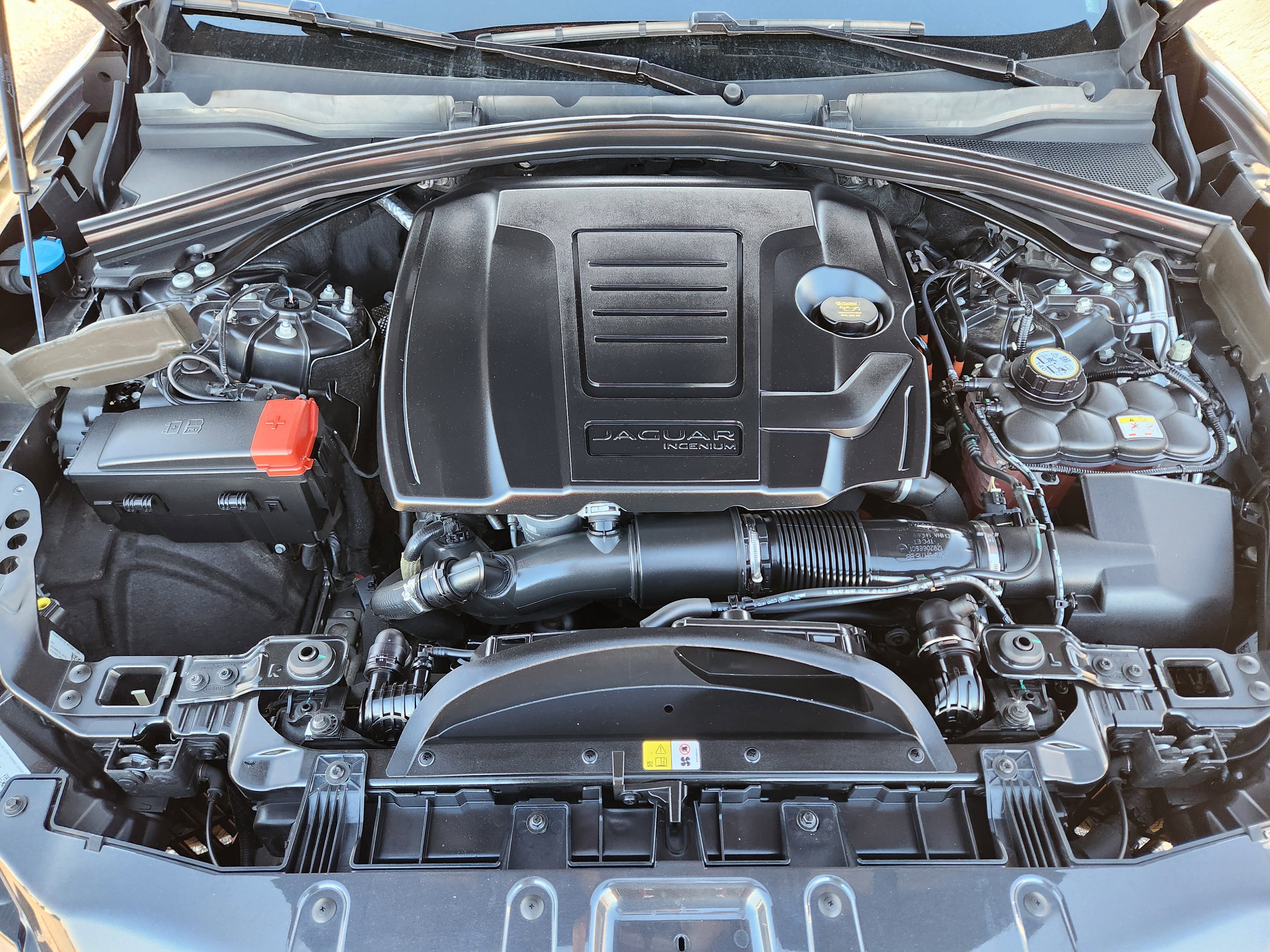 Used 2024 Jaguar F-PACE R-Dynamic S image 26