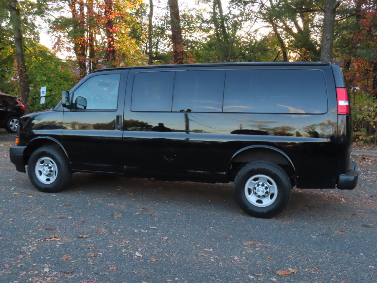 Used 2017 Chevrolet Express 2500 LS image 2