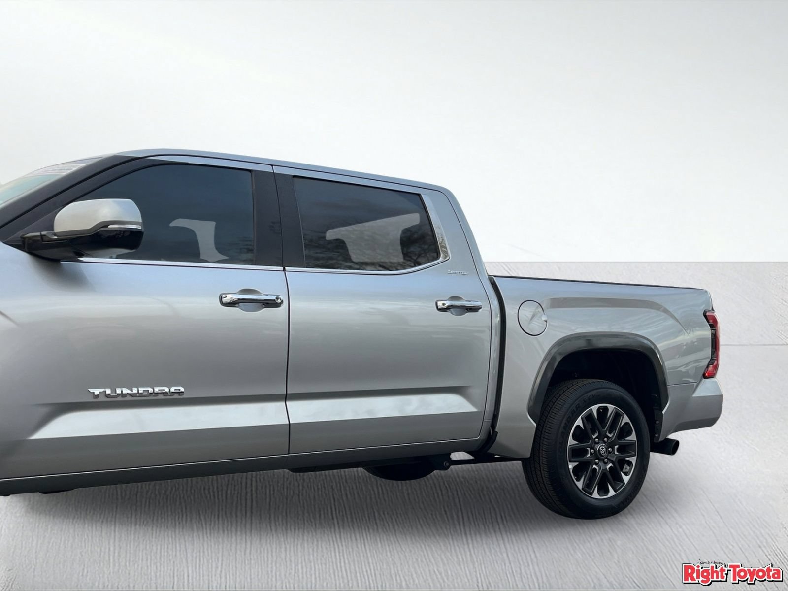 Certified 2026 Toyota Tundra Limited AWD/4WD image 10