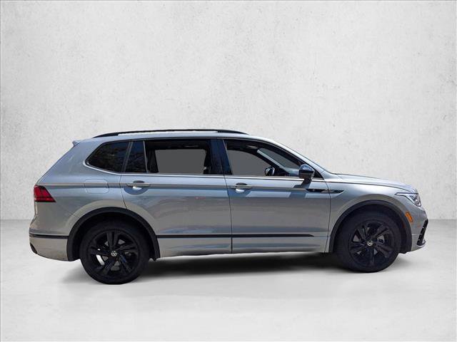 Used 2023 Volkswagen Tiguan SE R-Line FWD video 4