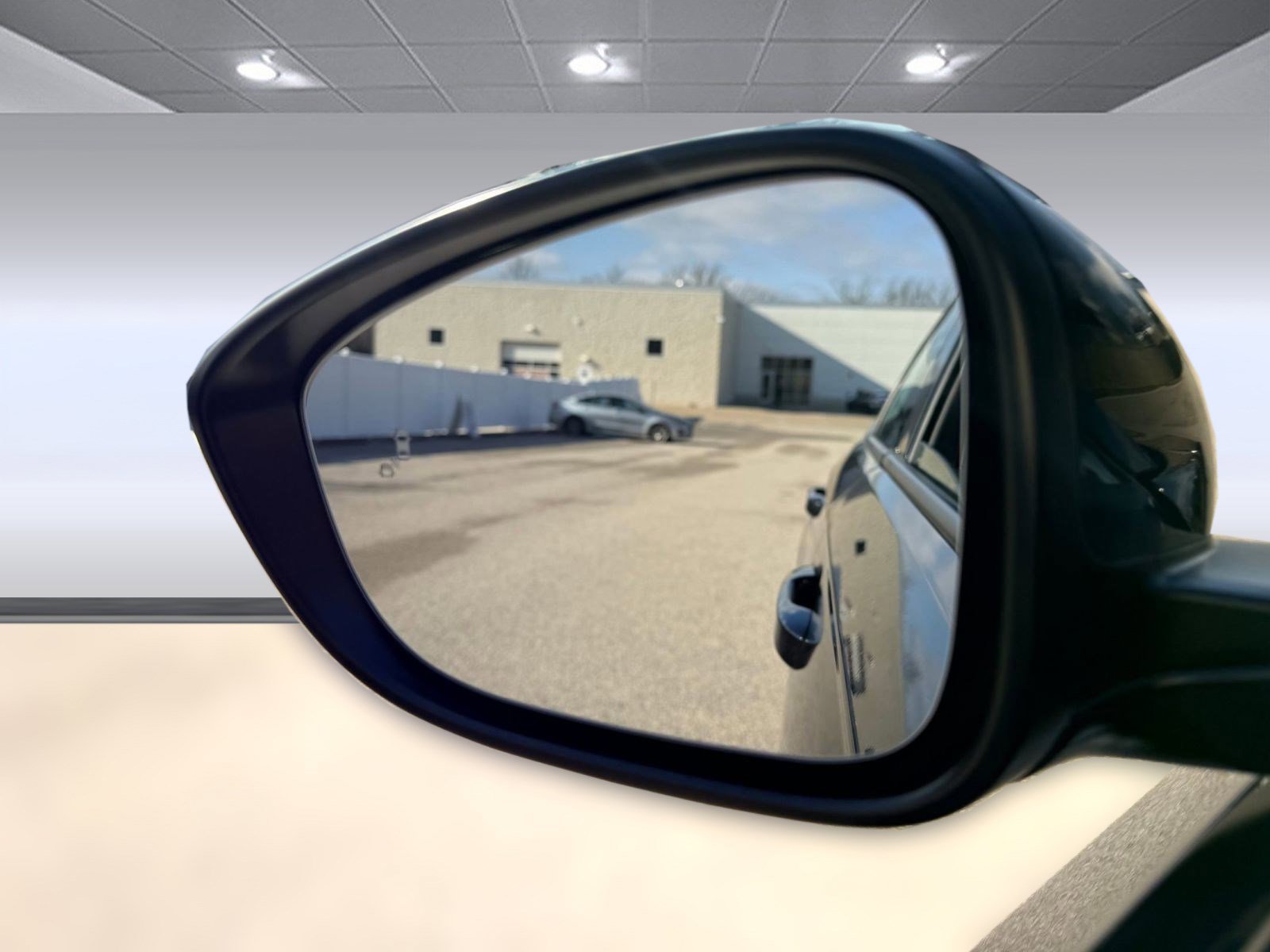 Used 2023 Honda Accord EX image 31