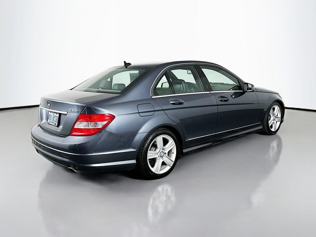 Used 2011 Mercedes-Benz C 300 4MATIC Sedan image 8