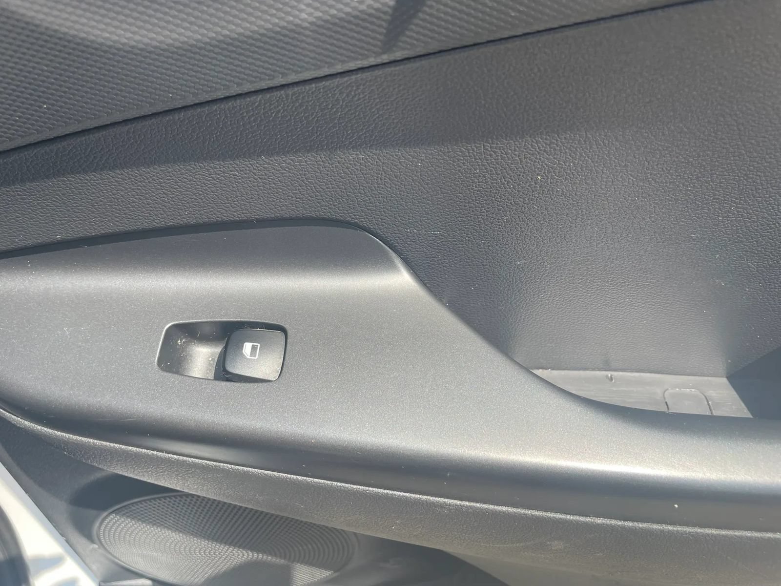 Used 2022 Hyundai Kona SEL FWD image 17