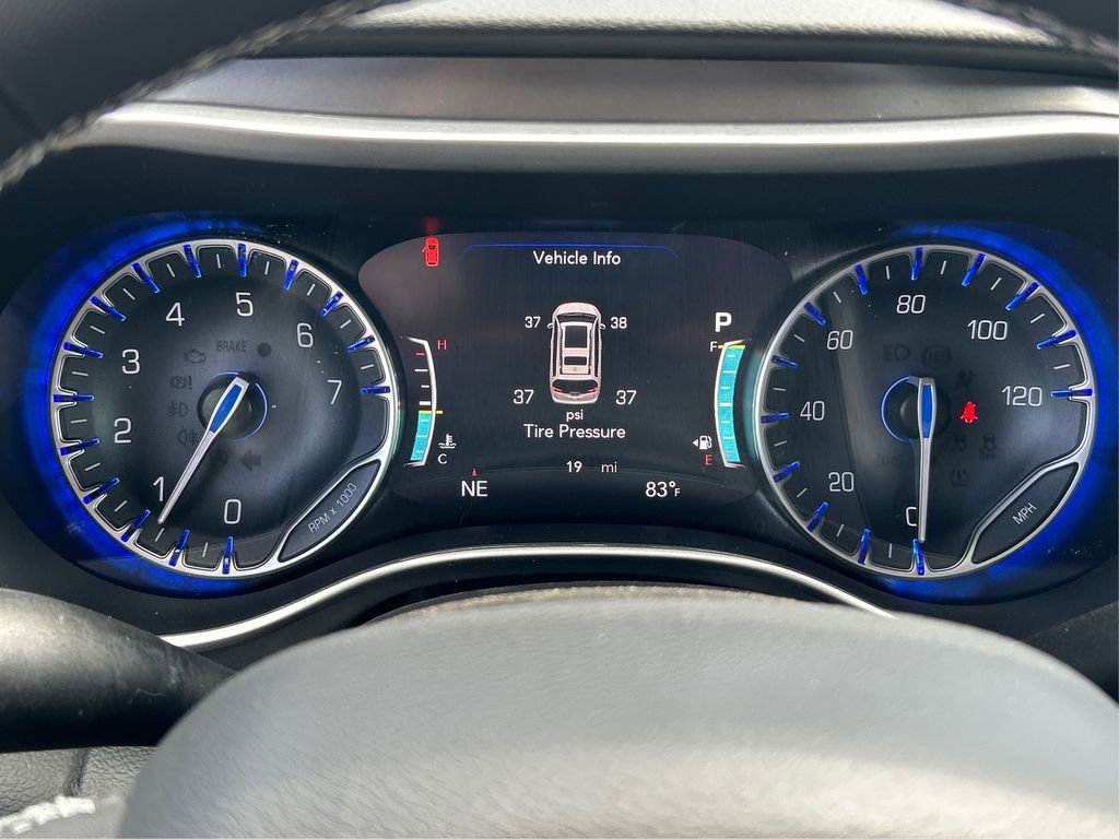 New 2025 Chrysler Voyager LX image 22