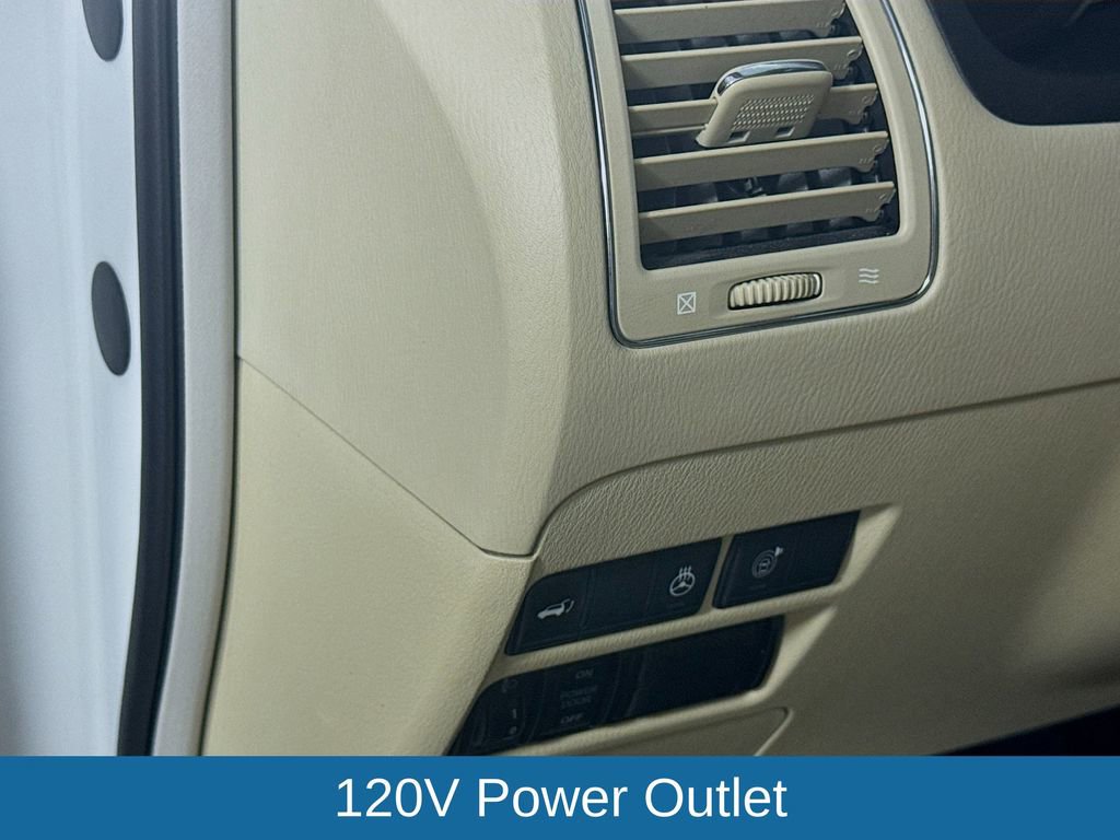 Used 2018 INFINITI QX80 2WD w/ Driver Assistance Package image 12