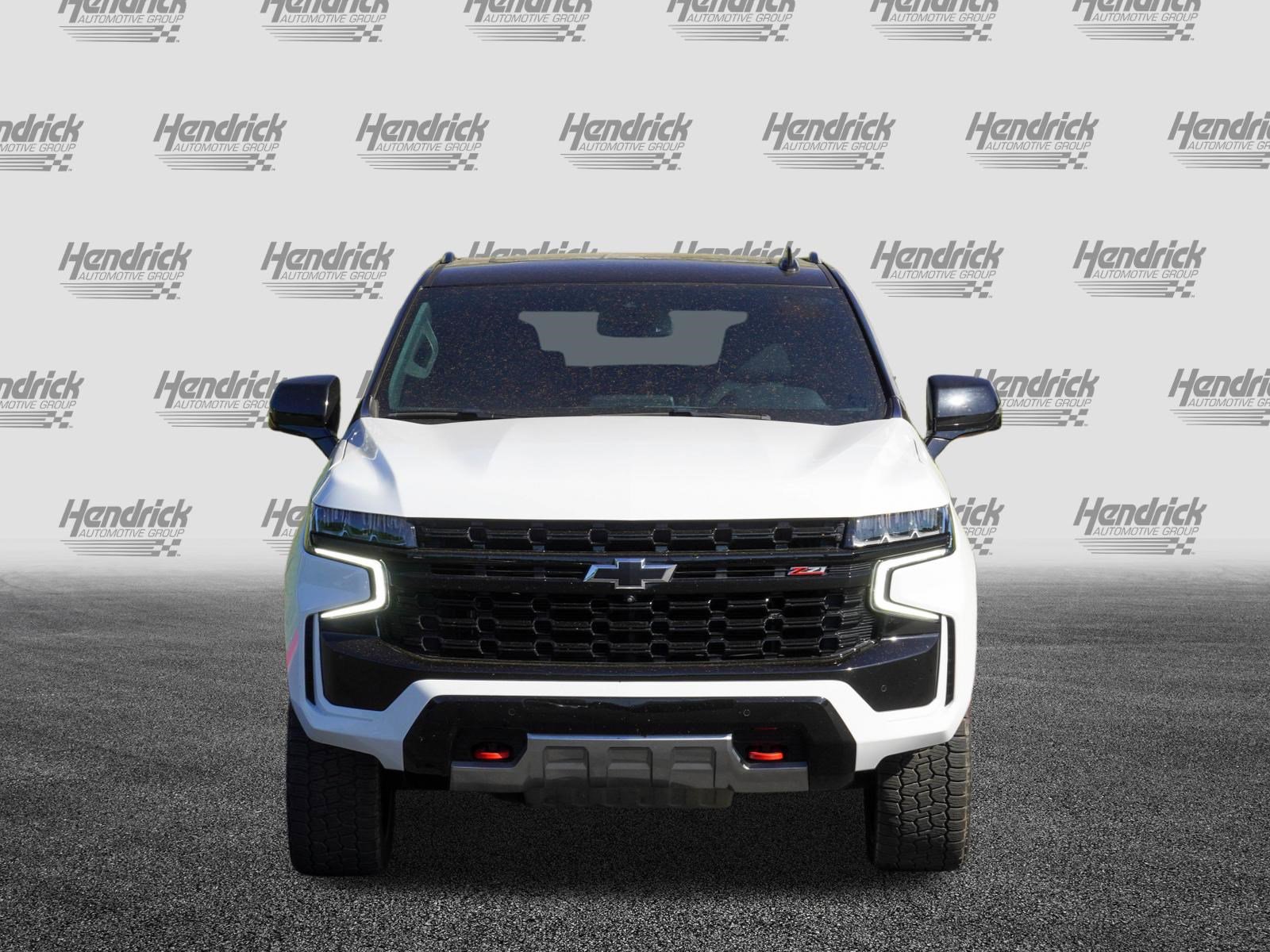 Used 2023 Chevrolet Tahoe Z71 w/ Luxury Package AWD/4WD image 3