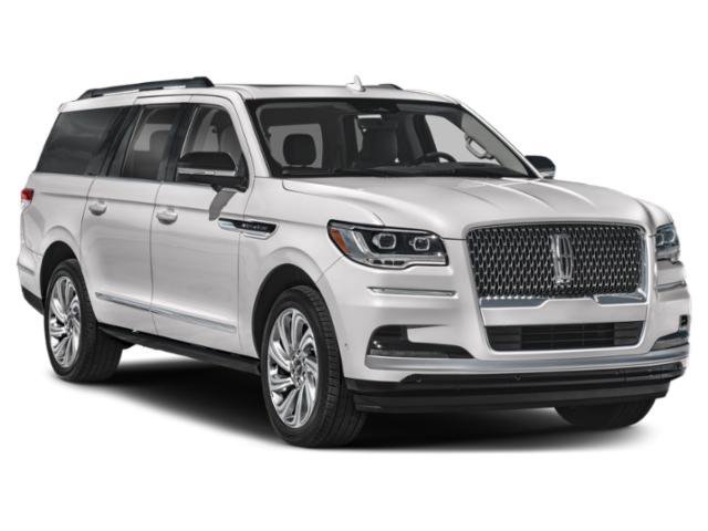 Certified 2024 Lincoln Navigator L Reserve AWD/4WD image 7