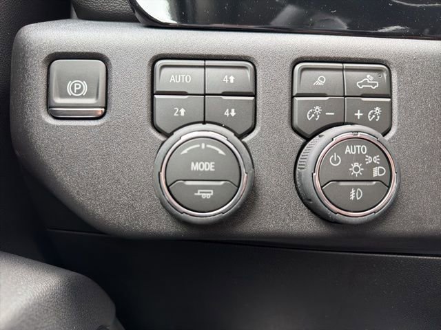 New 2026 Chevrolet Silverado 1500 LTZ w/ LTZ Convenience Package II image 32
