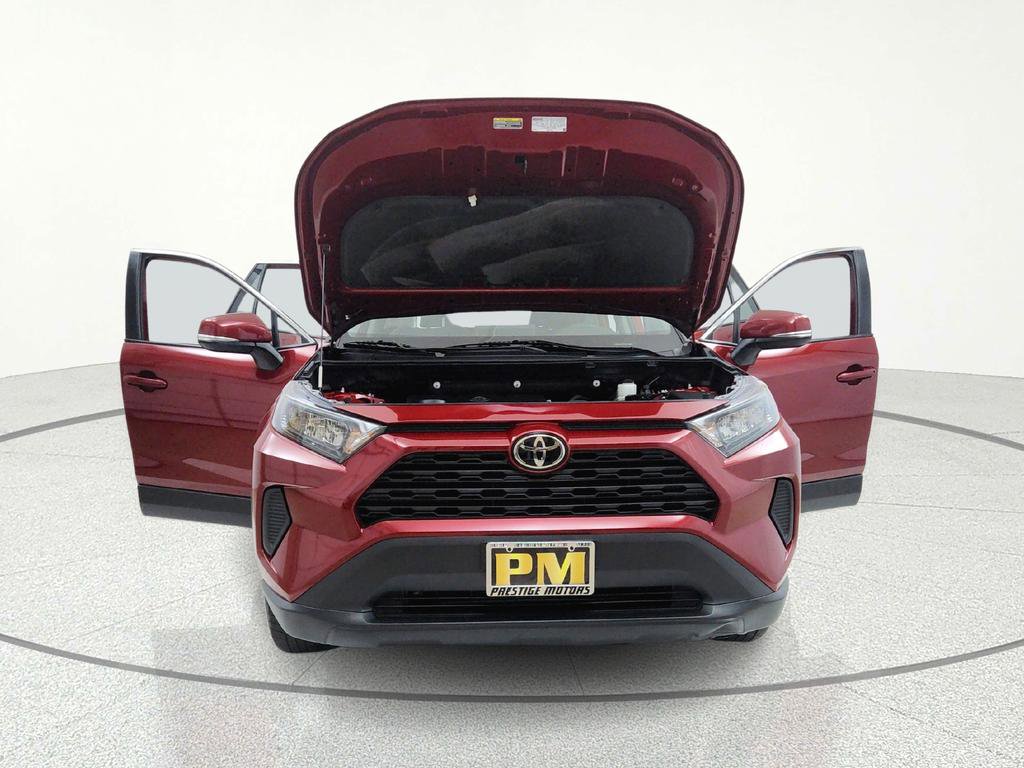 Used 2022 Toyota RAV4 LE AWD/4WD image 12