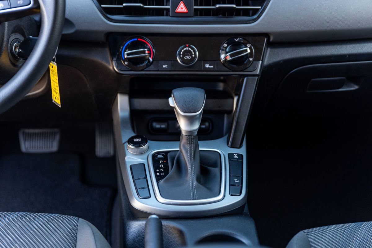 Used 2024 Kia Seltos LX image 11