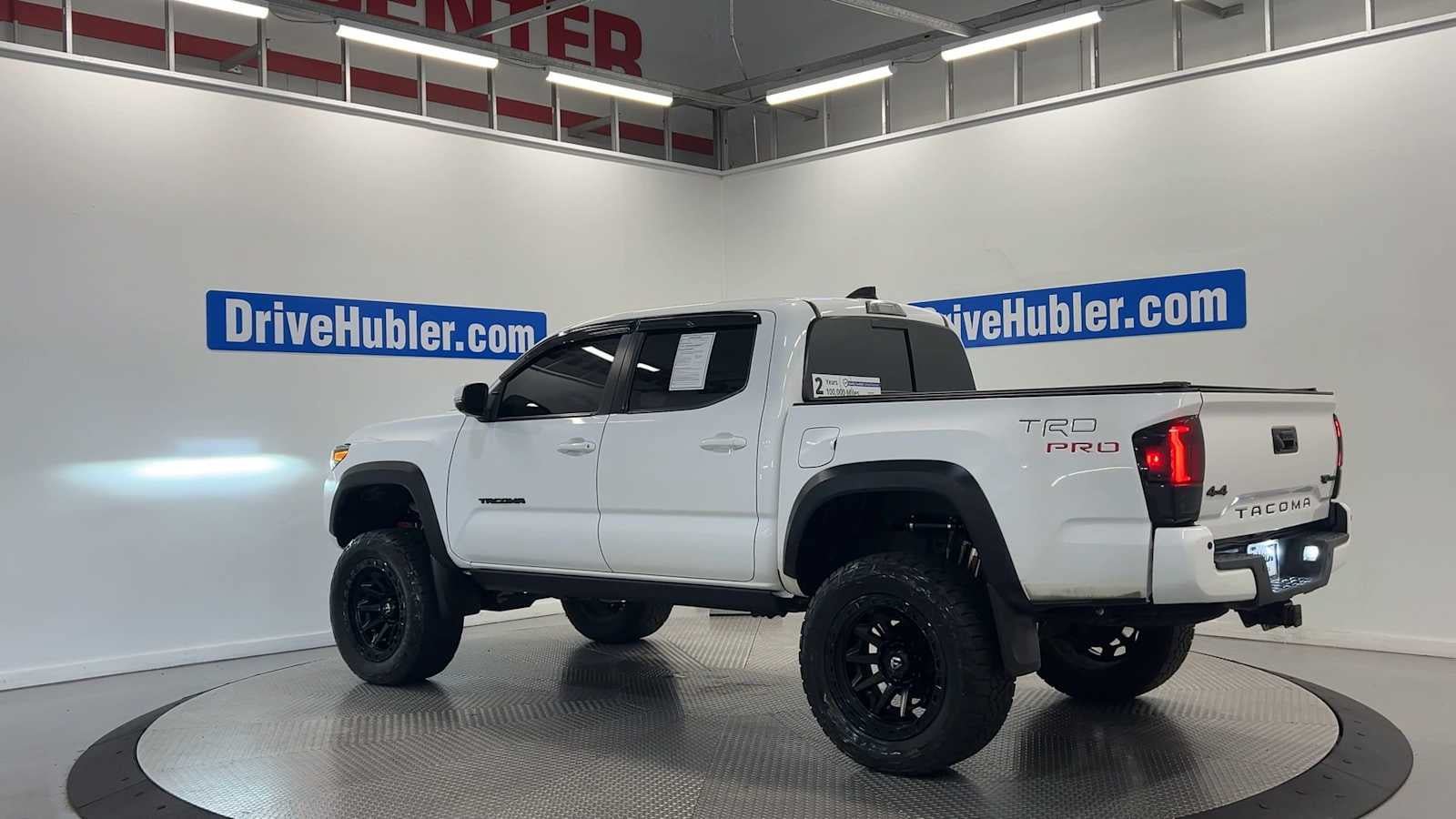 Used 2022 Toyota Tacoma TRD Pro AWD/4WD image 6