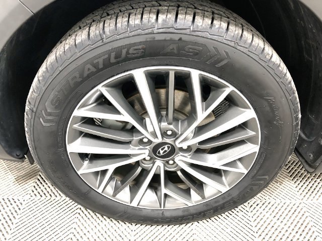 Used 2021 Hyundai Tucson Ultimate w/ Cargo Package AWD/4WD image 17