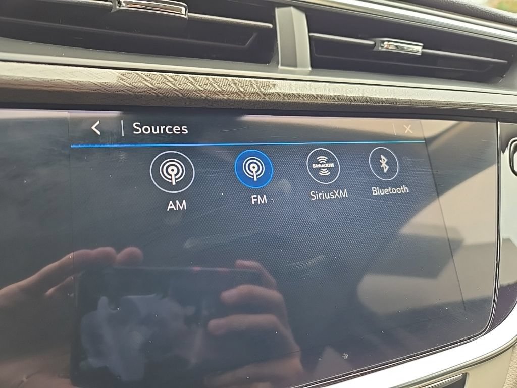 Used 2021 Buick Encore GX Preferred w/ Cold Weather Comfort Package FWD image 27