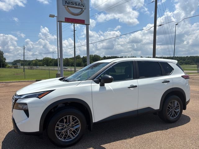 New 2026 Nissan Rogue S