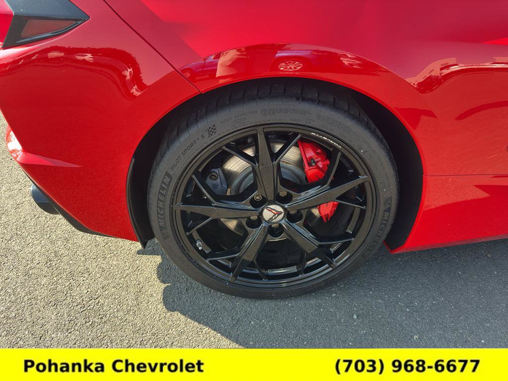 Used 2022 Chevrolet Corvette Stingray Premium Conv w/ Z51 Performance Package RWD image 24