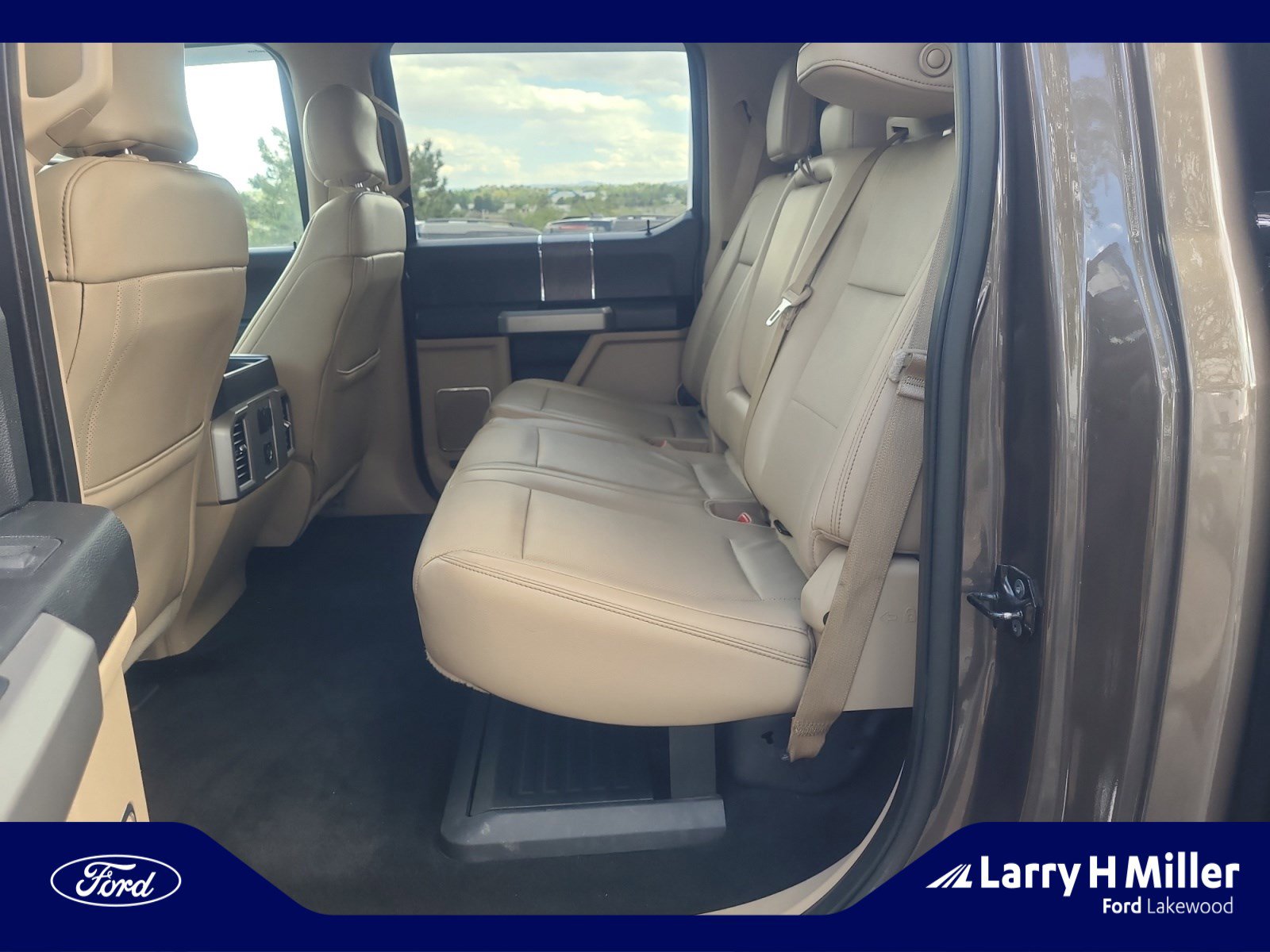 Used 2017 Ford F250 Lariat w/ Chrome Package AWD/4WD image 17