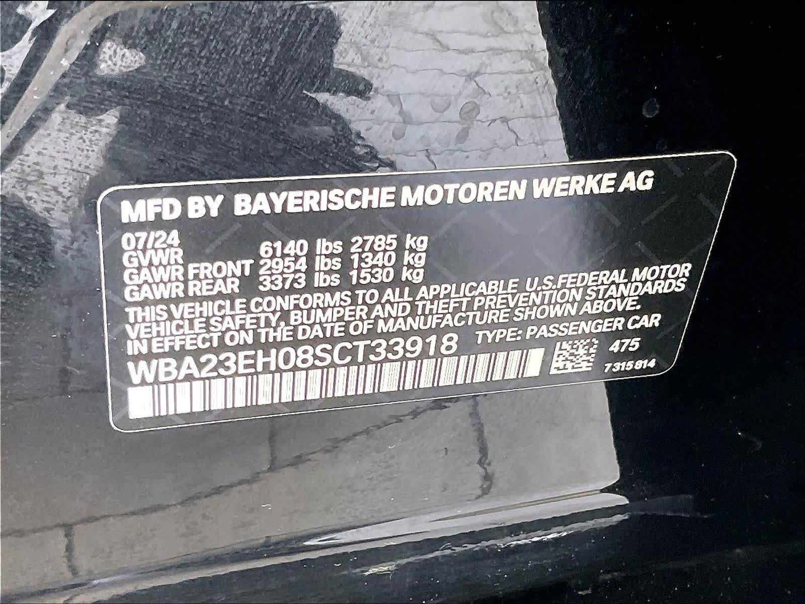 Used 2025 BMW 740i w/ Premium Package image 34