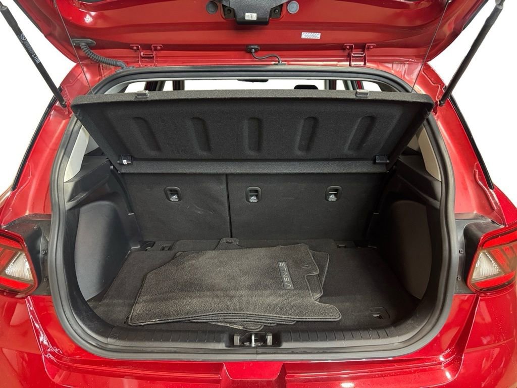 Used 2023 Hyundai Venue SE image 20