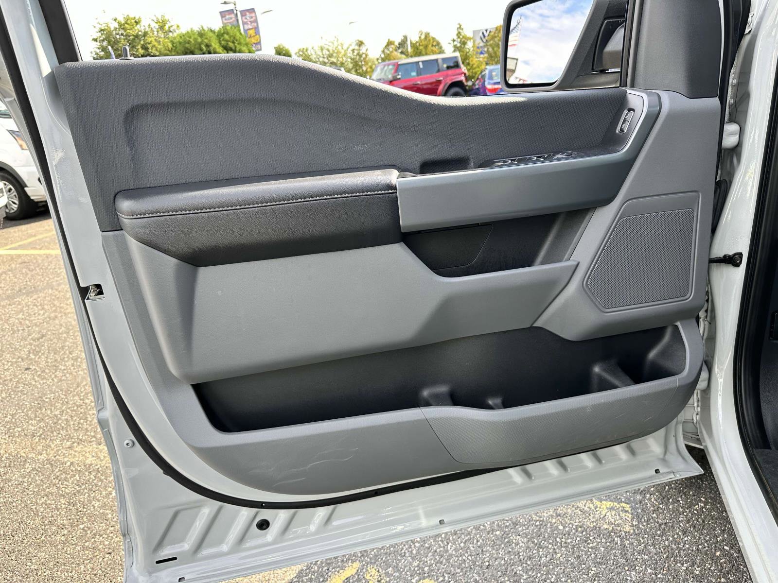 Used 2023 Ford F150 XLT image 9