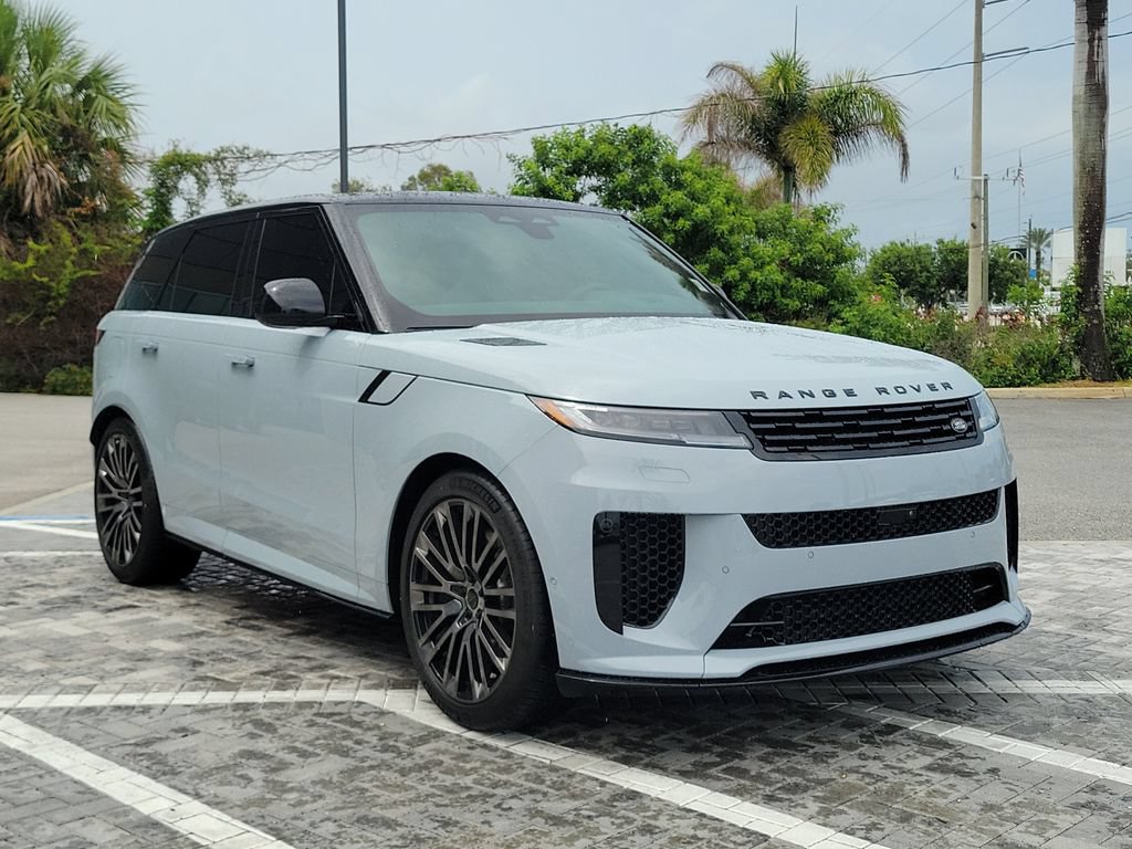 Certified 2026 Land Rover Range Rover Sport SV AWD/4WD image 7