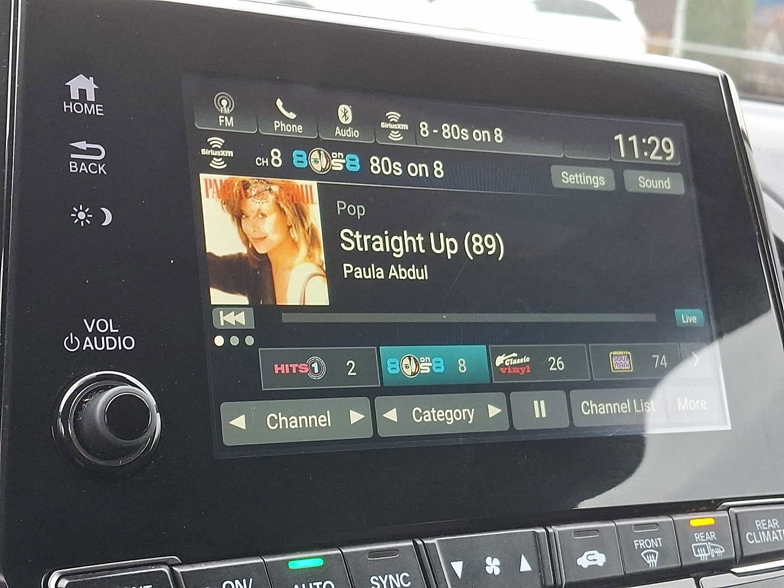 Used 2018 Honda Odyssey EX-L image 17