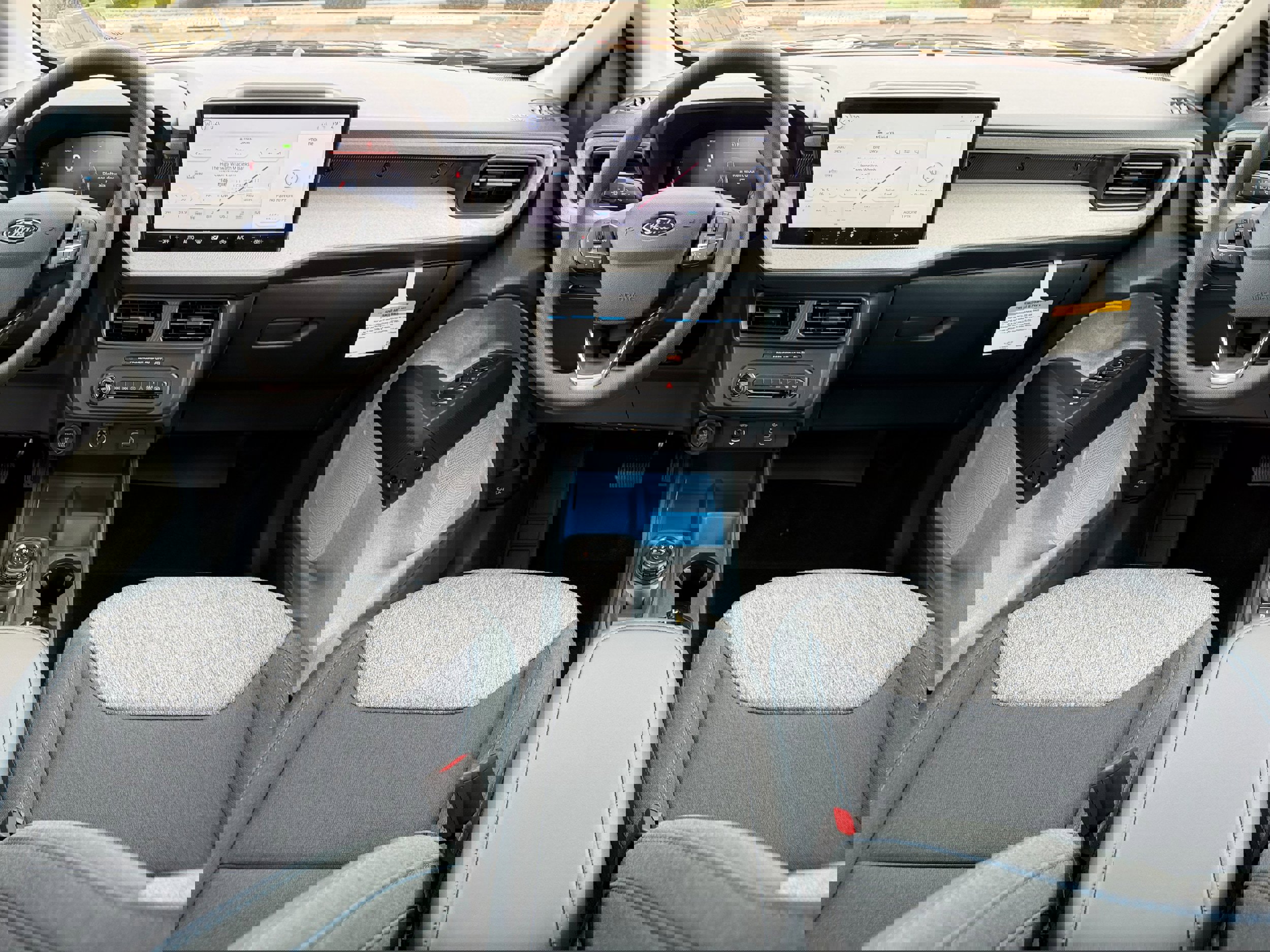 New 2025 Ford Maverick XLT w/ Equipment Group 301A image 16