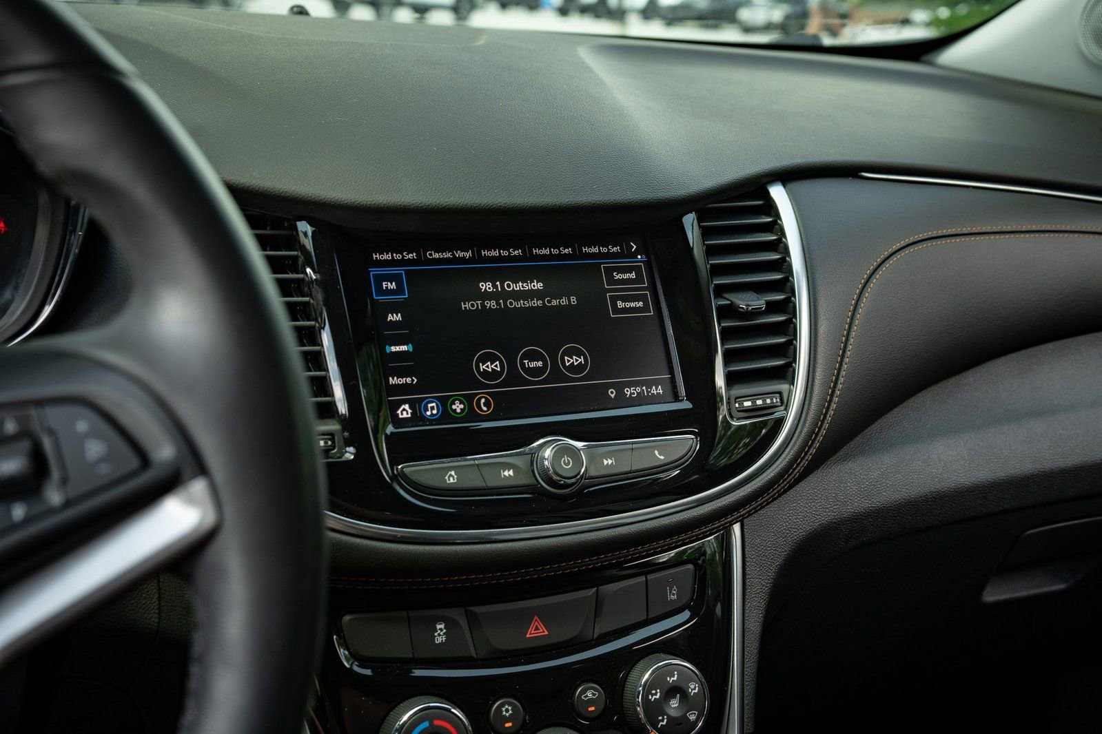 Used 2020 Chevrolet Trax Premier image 23