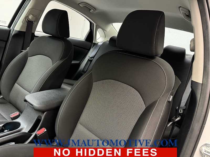Used 2024 Kia Forte LXS FWD image 13