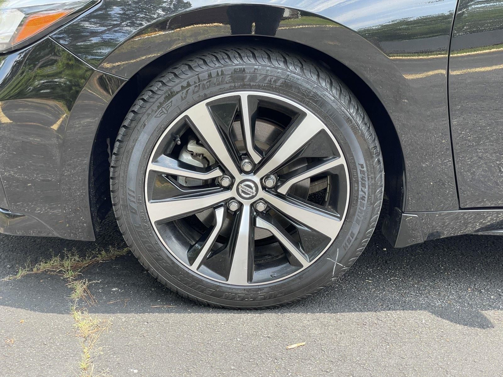 Used 2022 Nissan Maxima SV w/ Floor Mat Group FWD image 46
