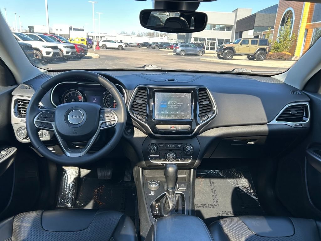 Used 2022 Jeep Cherokee Limited image 9